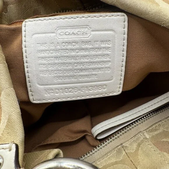 Coach Optic Signature Carly Shoulder Bag - Picture 4 of 5